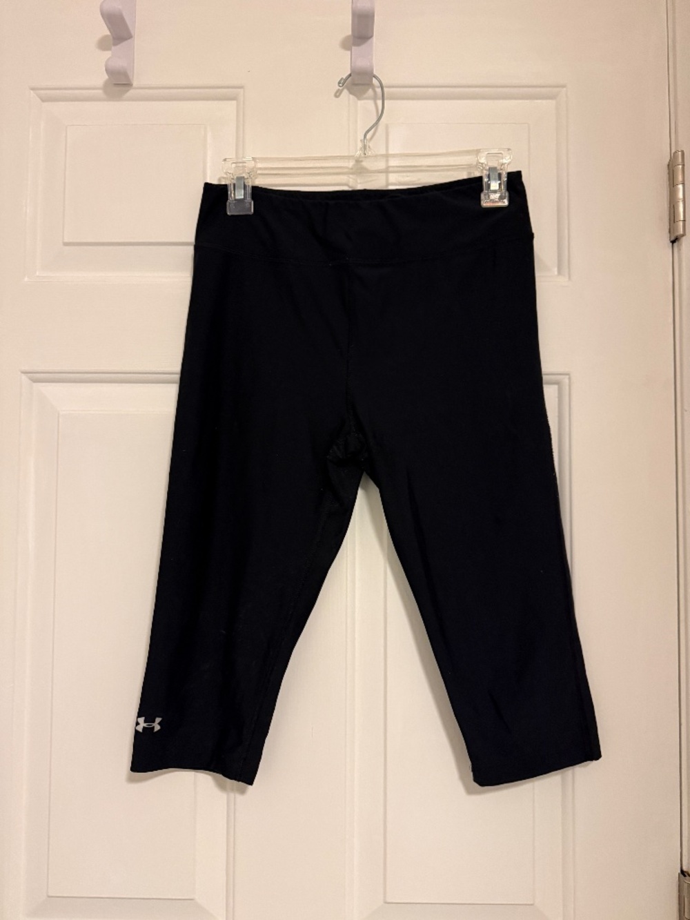 Under Armour 3/4 length athletic leggings